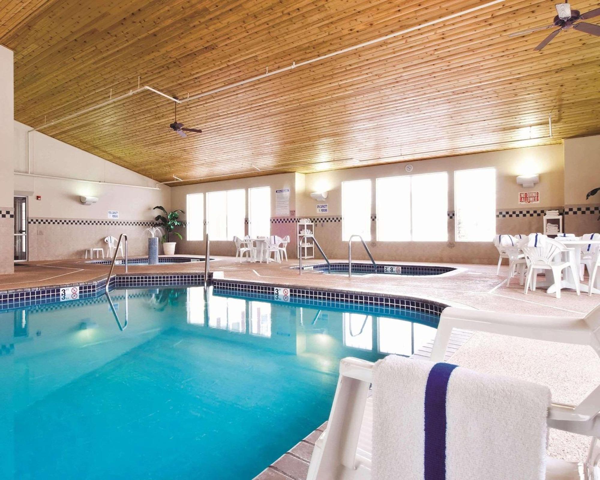 Country Inn & Suites By Radisson Albertville Near Outlet Mall Einrichtungen foto